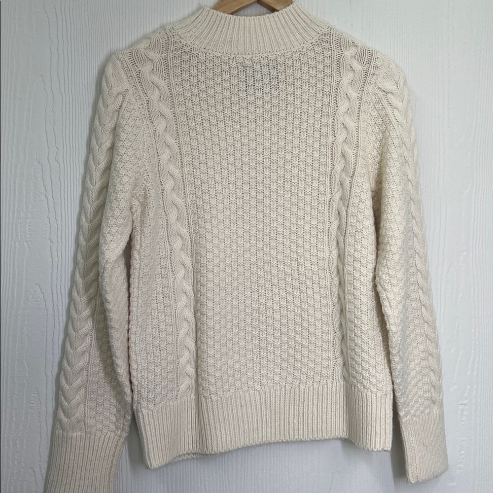 Abercrombie And Fitch - Soft Cream Mock Neck Cable Knit Sweater Size Small - Picture 10 of 10